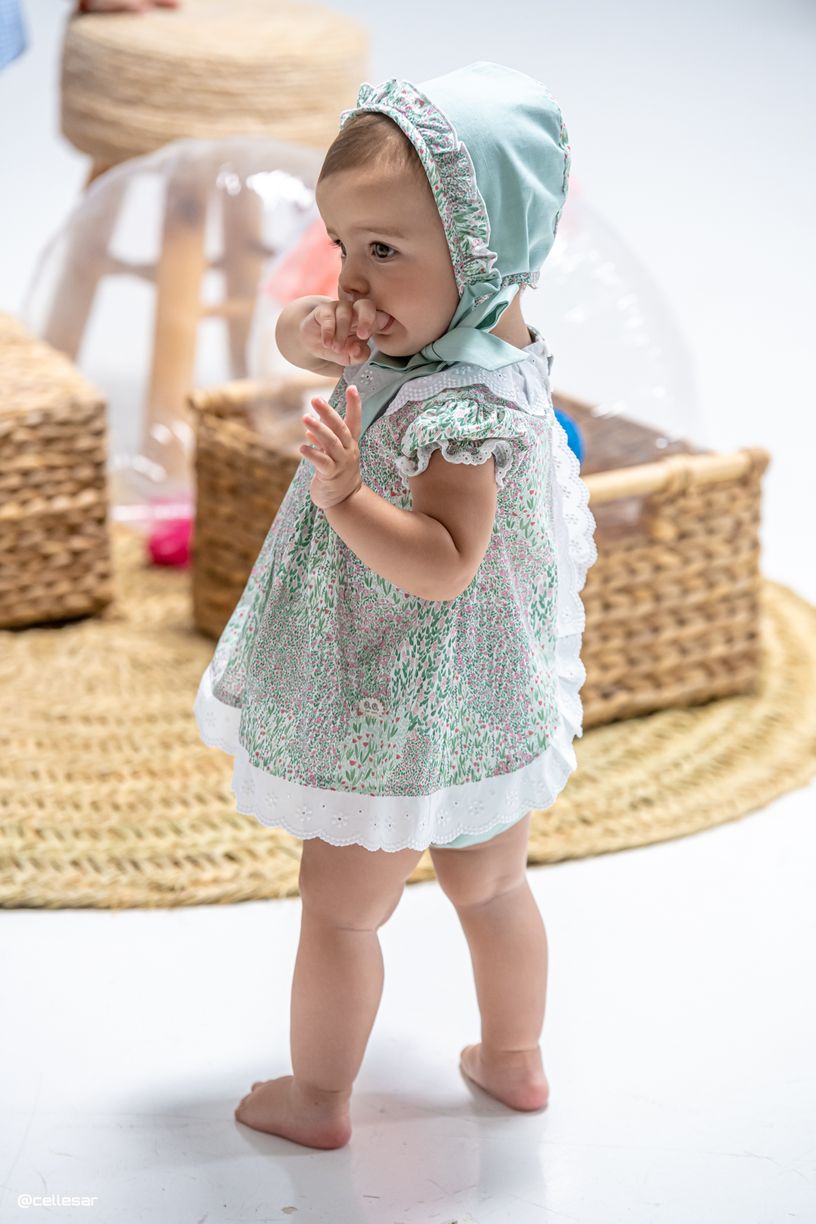 Vestido estampado con capota - José Varón