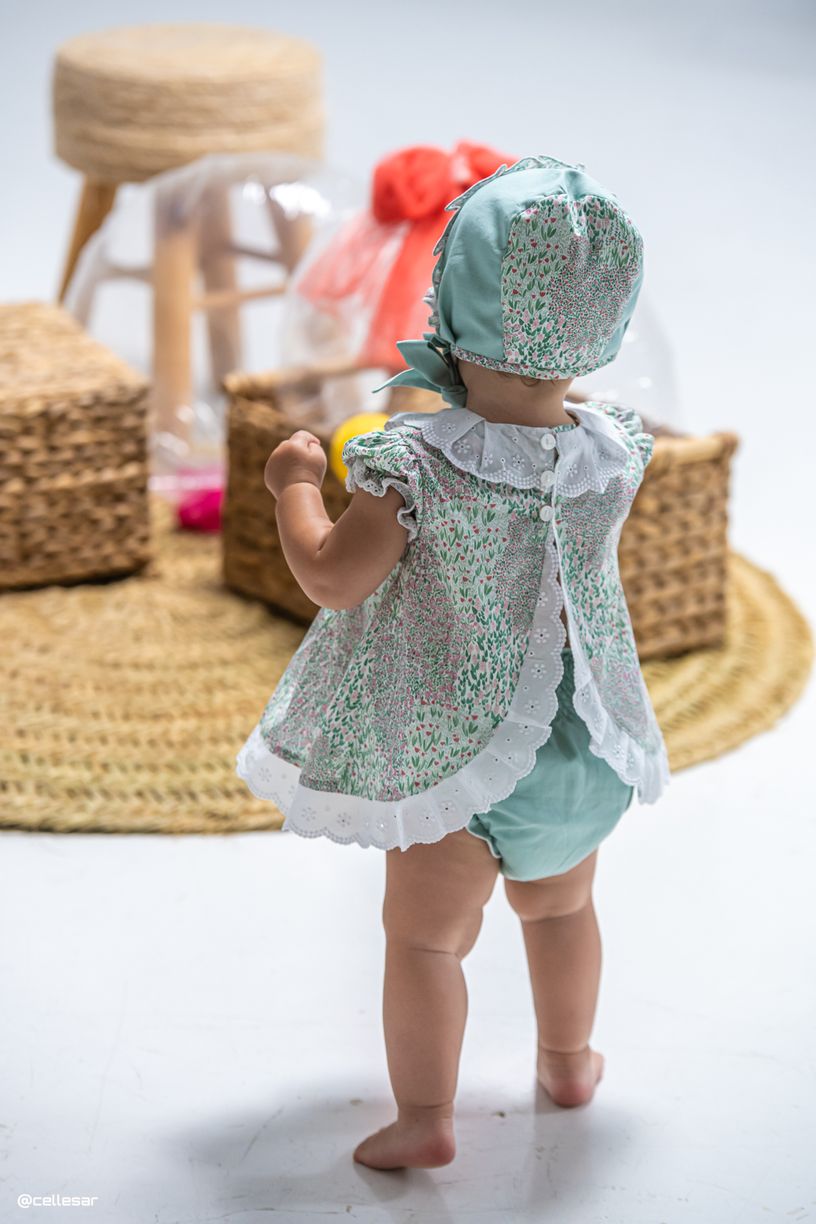 Vestido estampado con capota - José Varón