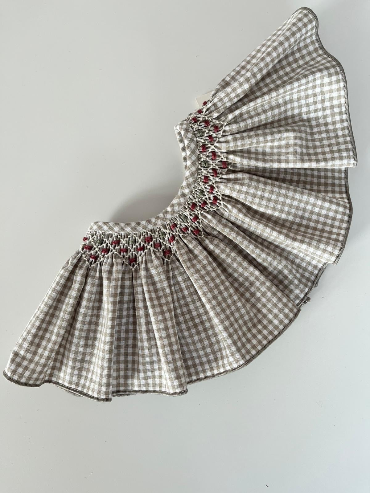 Cuello Cuadritos