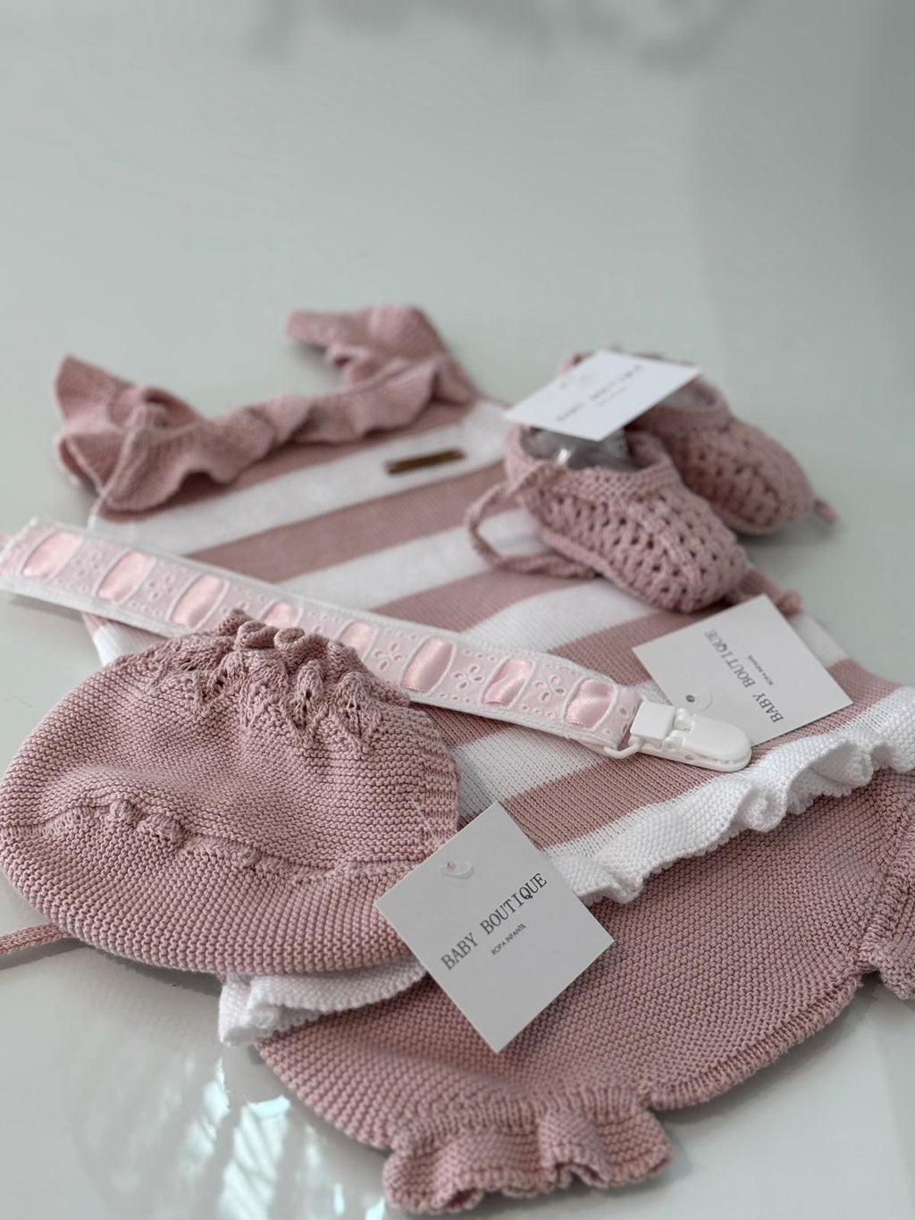 Conjunto hilo rayas rosa