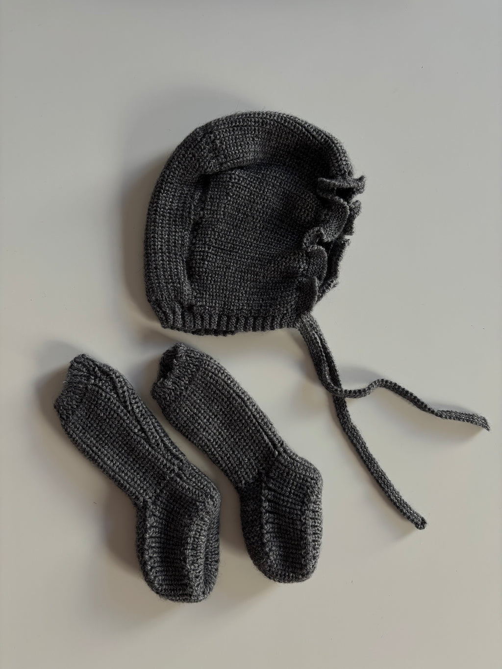 Capota lana gris oscuro