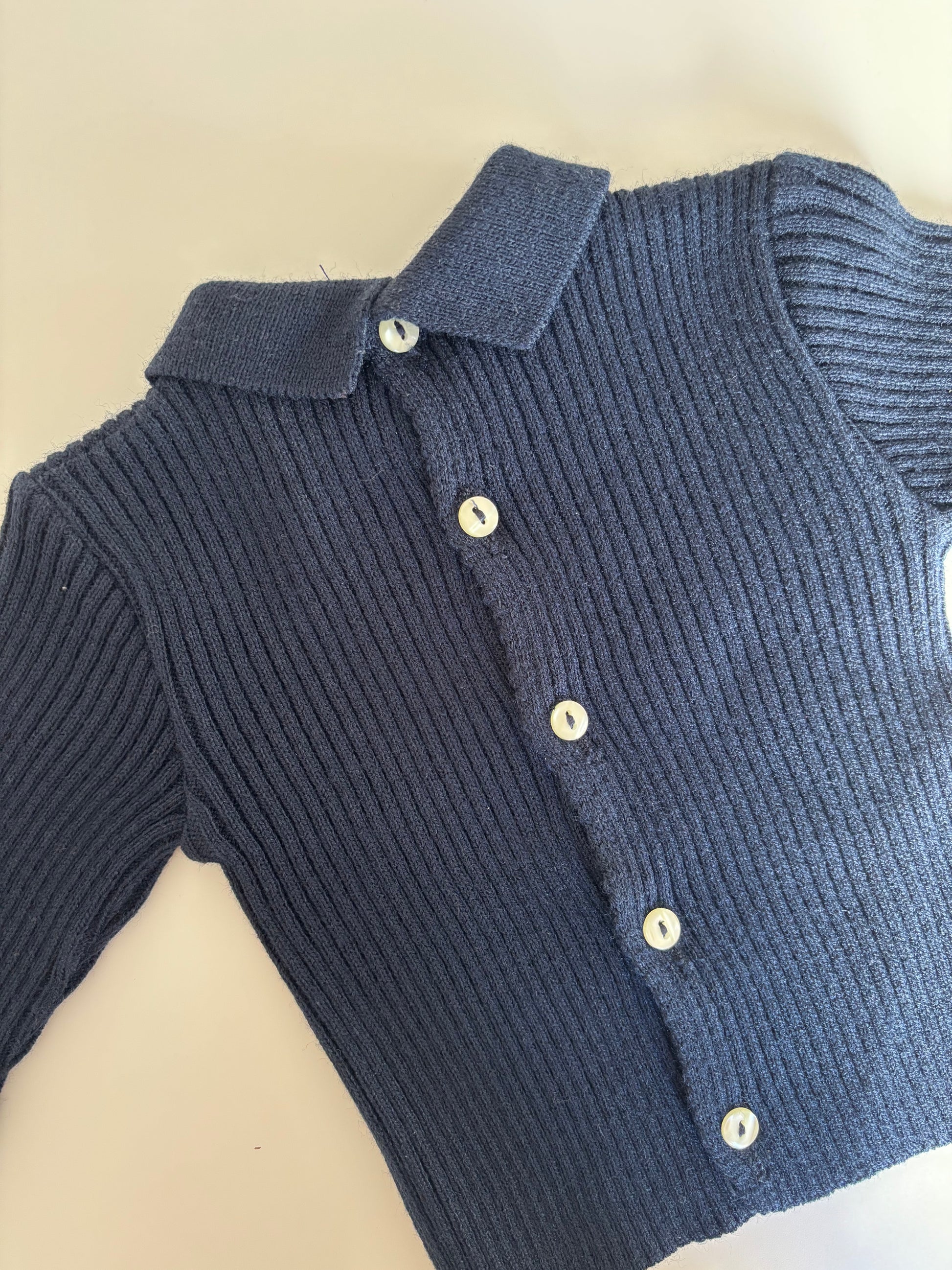 Jersey finito botones traseros