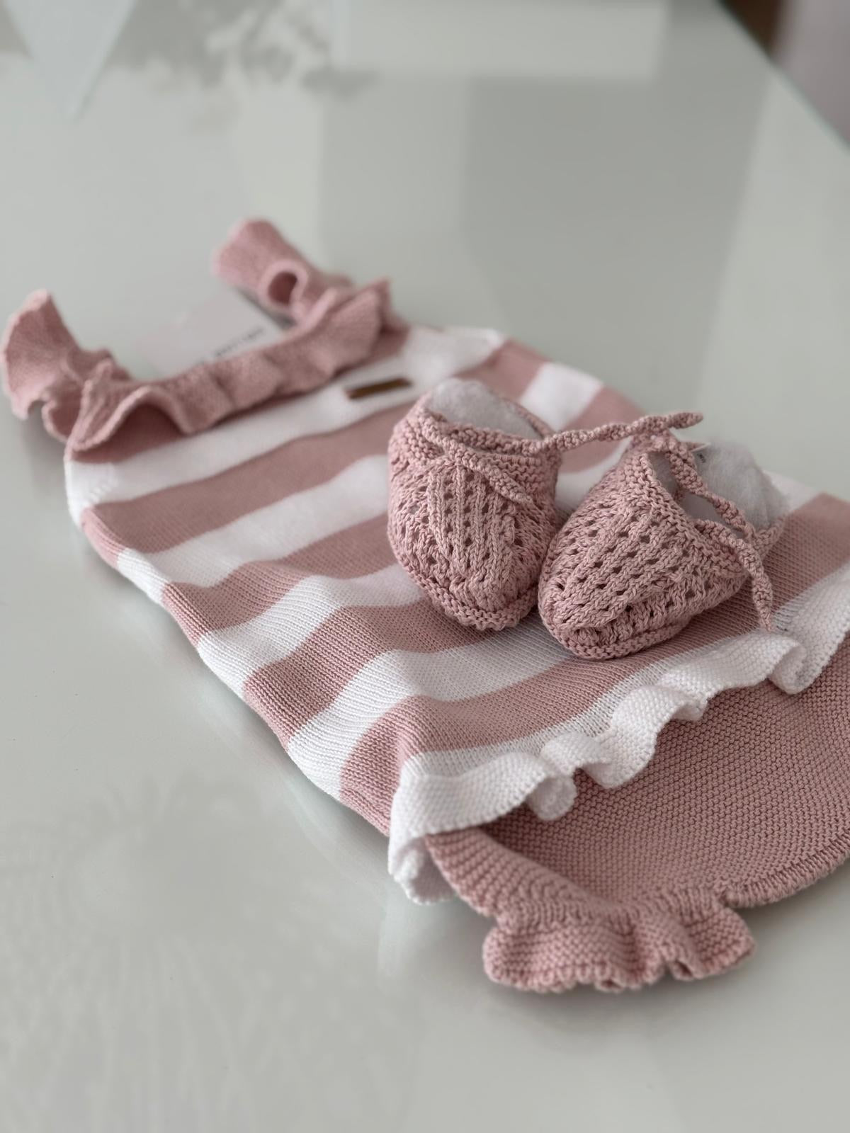 Conjunto hilo rayas rosa