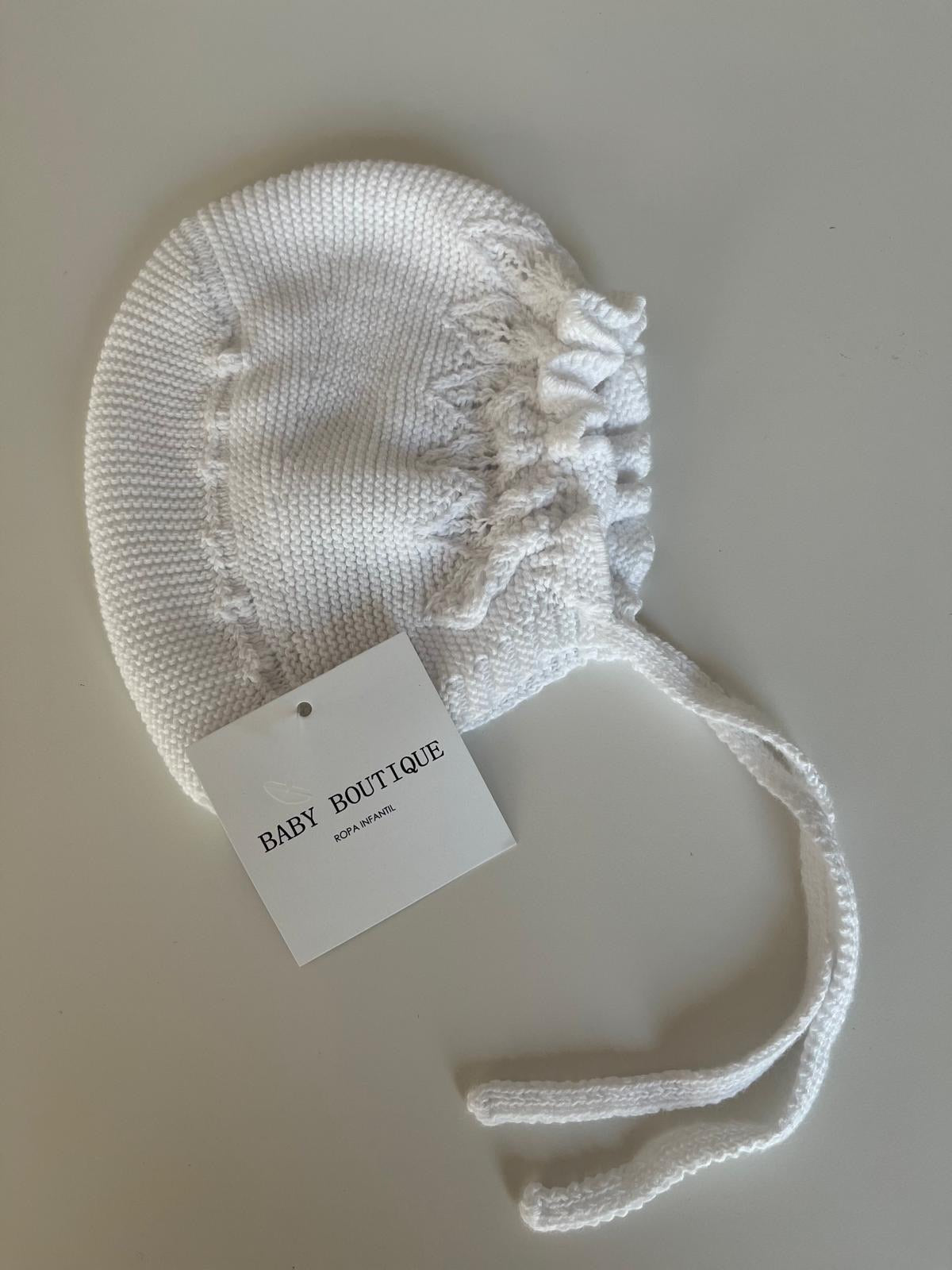 Capota hilo calada blanca