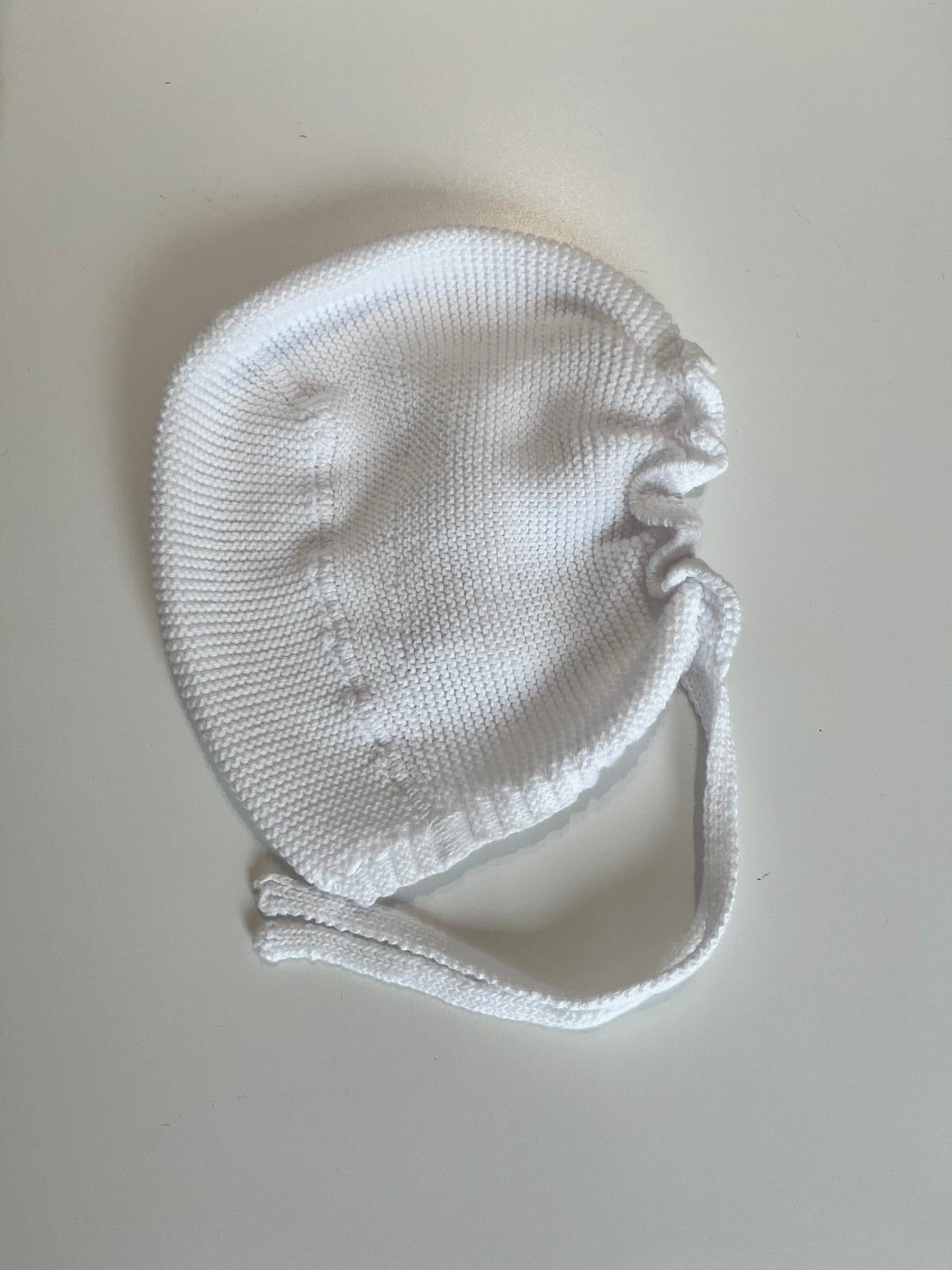 Capota hilo blanca