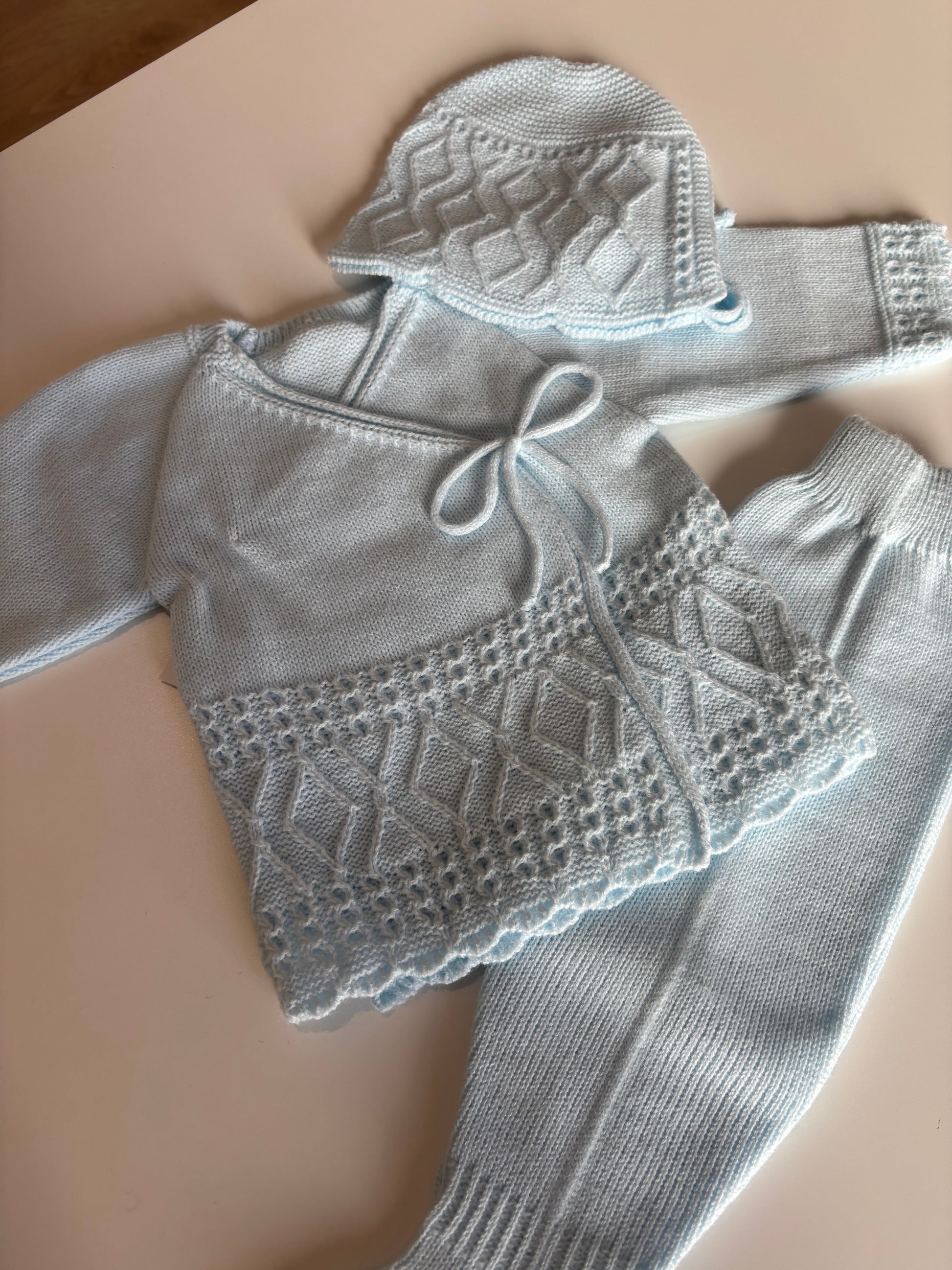 Conjunto punto azul bebé