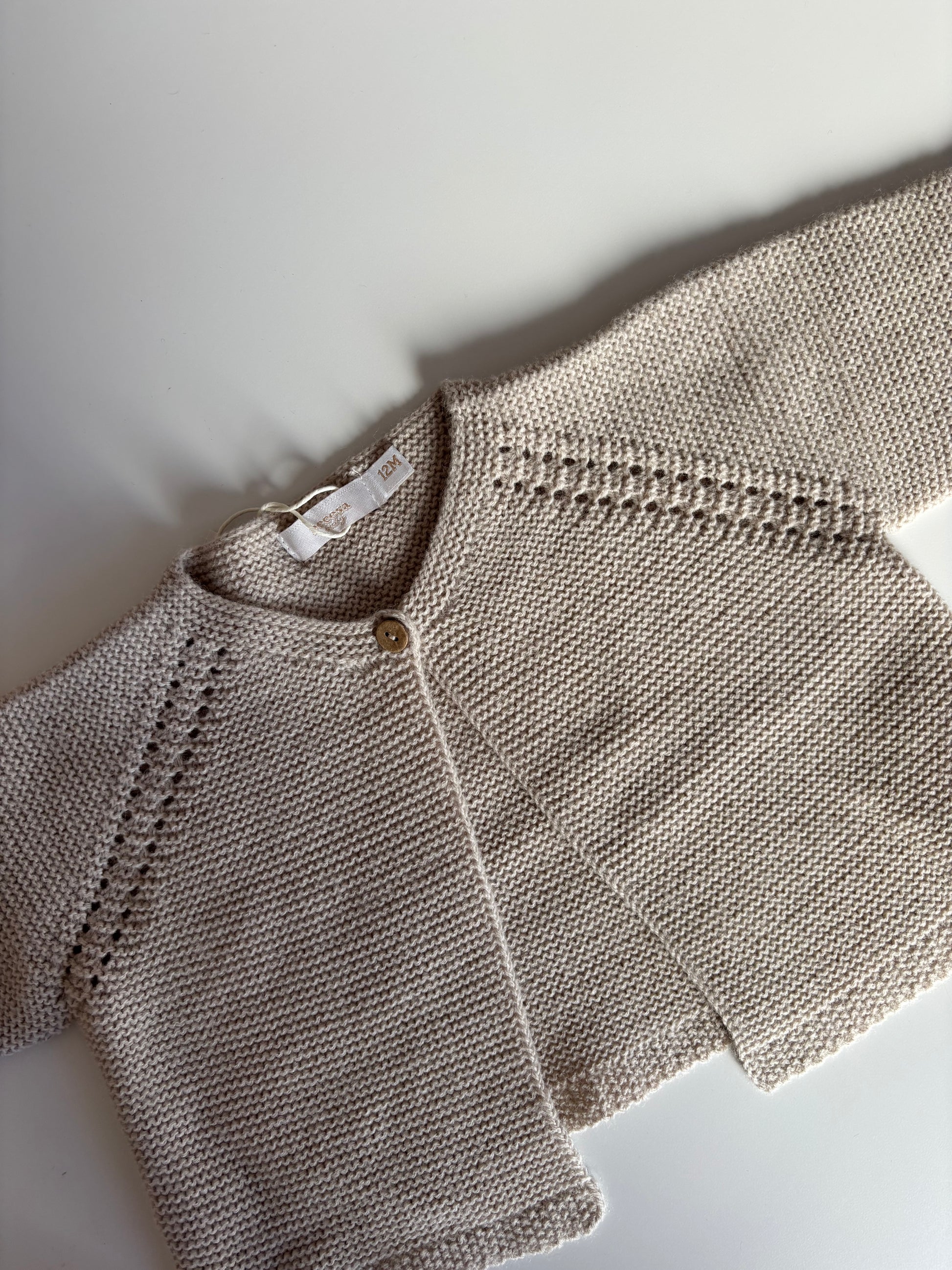 Rebeca lana arena 1 botón